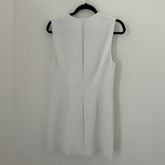 ABERCROMBIE White Crepe Vneck Dress - Picture 2 of 4